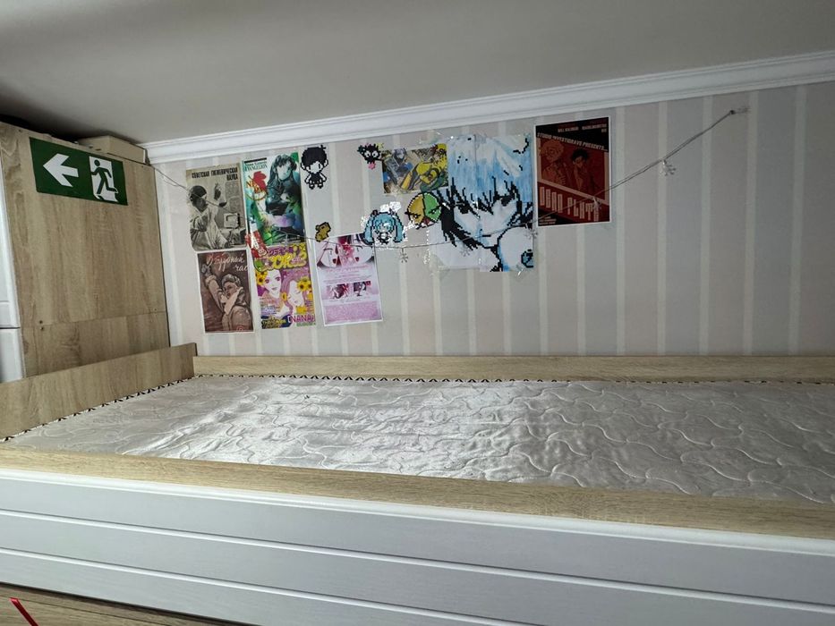 Продам Двухъярусную кровать