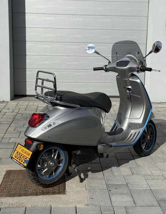 Vand Vespa Elettrica 50 (2020), 1900km, electrica, Buc.