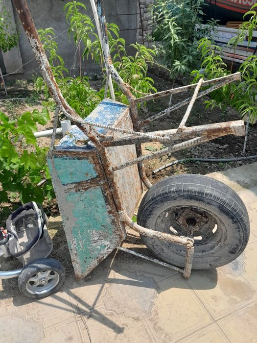 Продам тележки рабочие