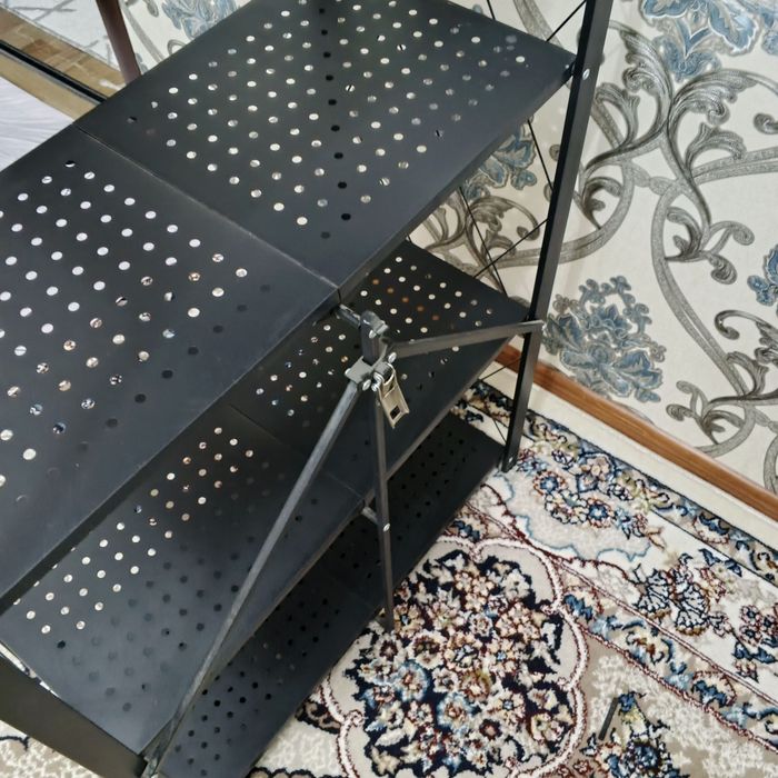 Polka yiladigan qora