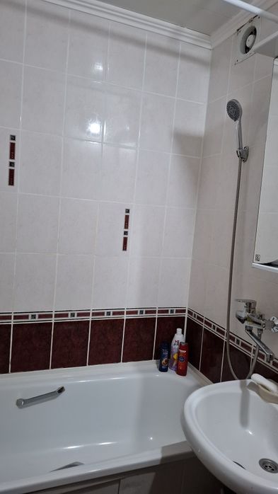 Продам 3к квартиру в 20мкрн