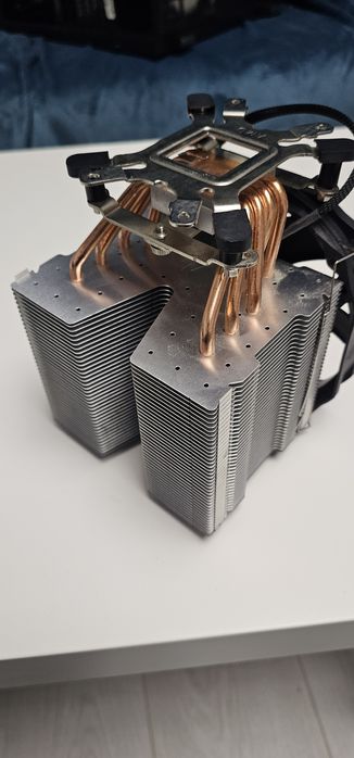 Cooler procesor Fortis 3 v2