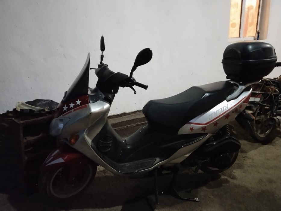 Мопед 150куб есть обмен