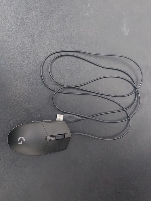 коврик CANYON и мышка Logitech G102