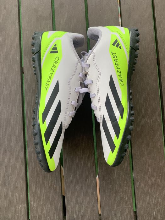 Ghete de fotbal gazon sintetic copii Adidas albi 37.5 / Nike albastri 39