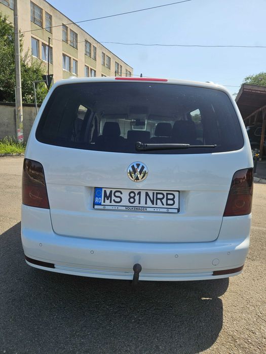 Vw touran R-LINE alb perlat bi-xenon adaptive 170 cp