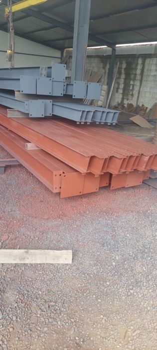 Structurii hale metalice pe stoc