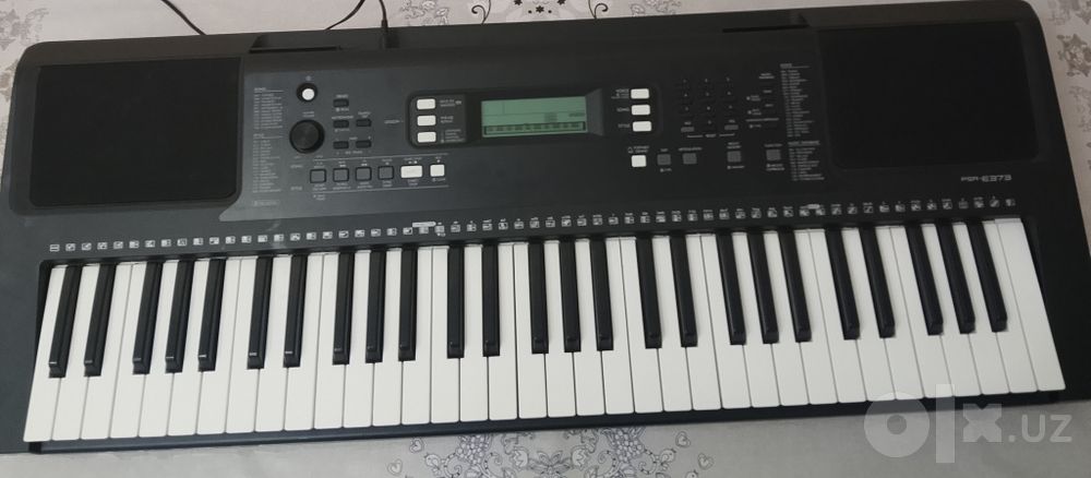 Срочно продается синтезатор Yamaha PSR E373