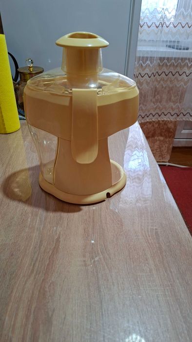 Соковыжималка NIKAI
