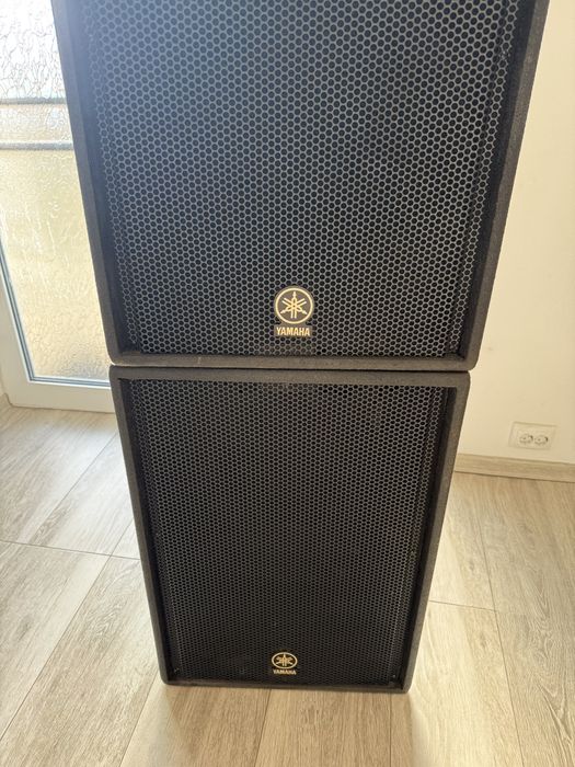 Boxe Yamaha C115VA 500W 15 inch
