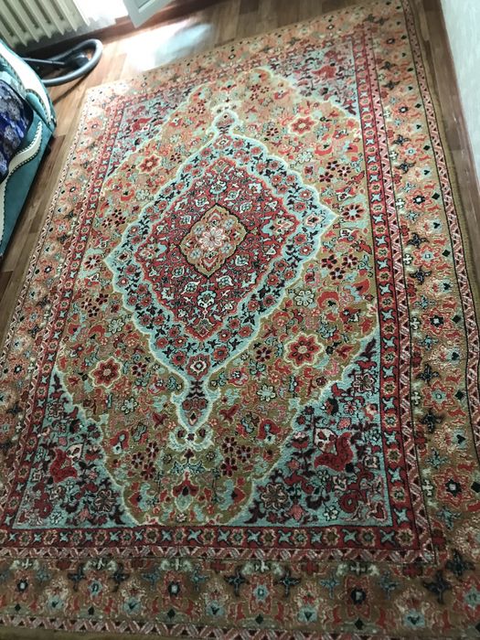 Кілем сатылады