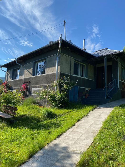 Casa de vanzare +16 ari teren in Borsa MM