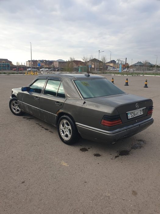 Продам Мерседес Бенс 1994 года,