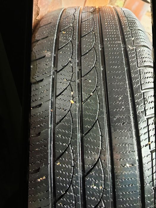Anvelope SUV iarna 235/60/17