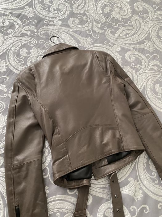 Женская кожанка