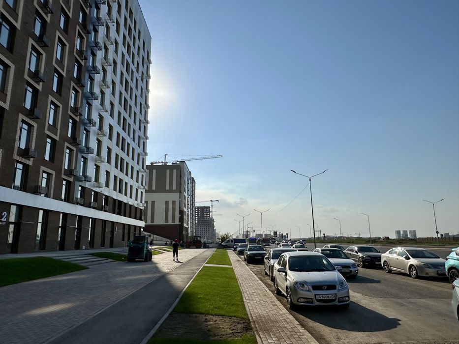 Продам помещение на первой линии проезжей улицы