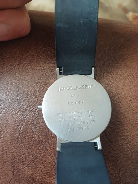 Vând ceasuri originale Jacob jensen