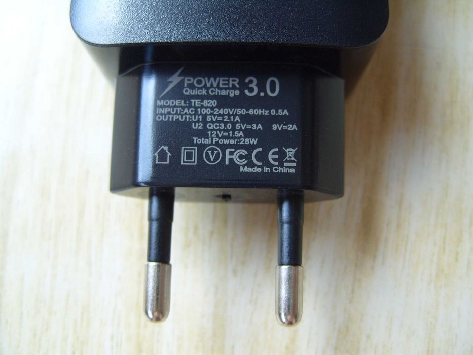 Бързо USB зарядно TE-820, 28W, 2 USB извода