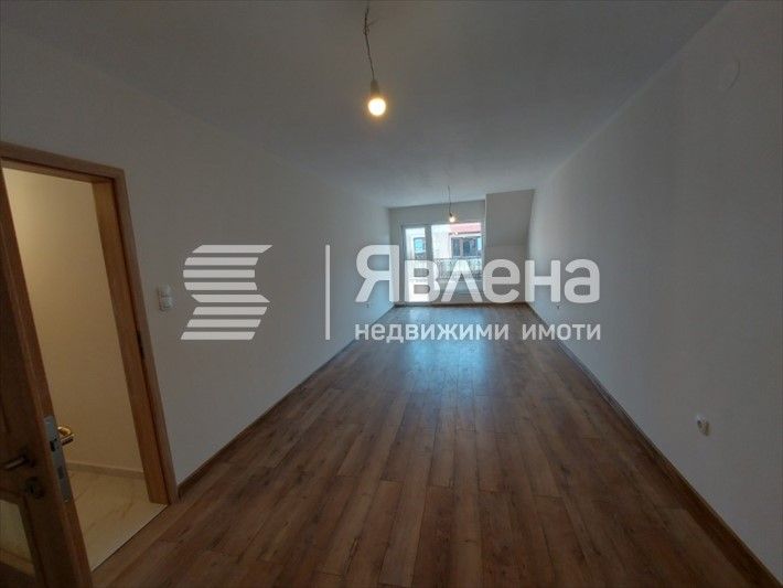 Продава се Четиристаен апартамент в Пловдив, Христо Смирненски - 109 кв.м за 1424 €/кв.м - Снимка #6