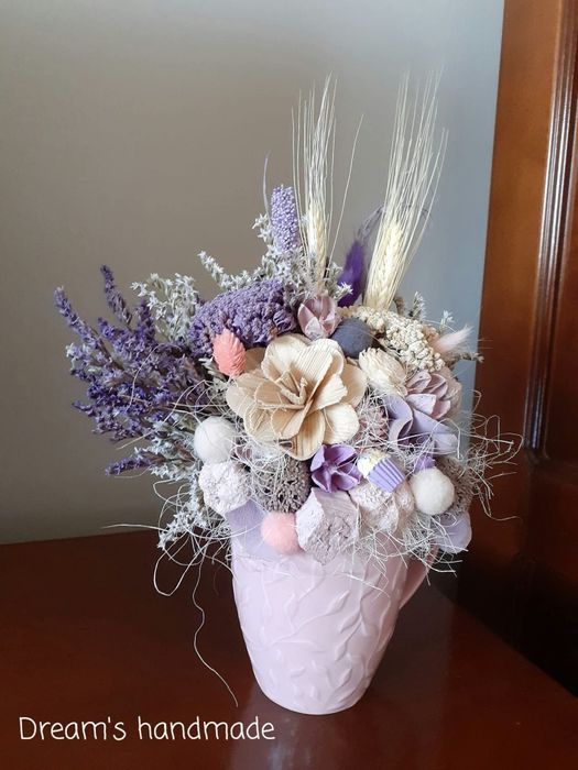 Aranjamente florale, mărțișoare