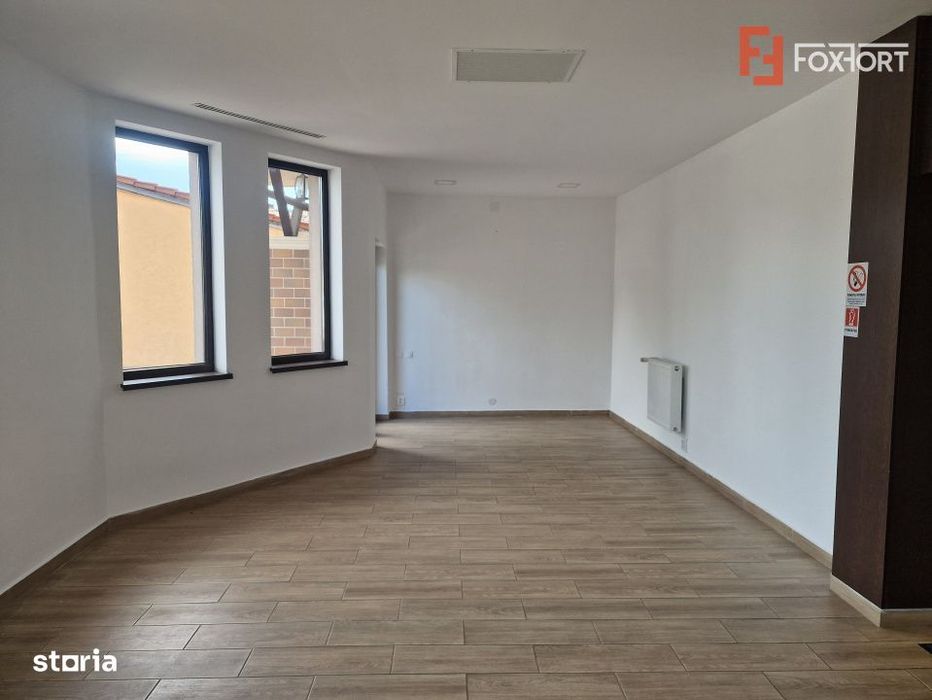 Spatiu comercial cu 16 incaperi - zona Mehala