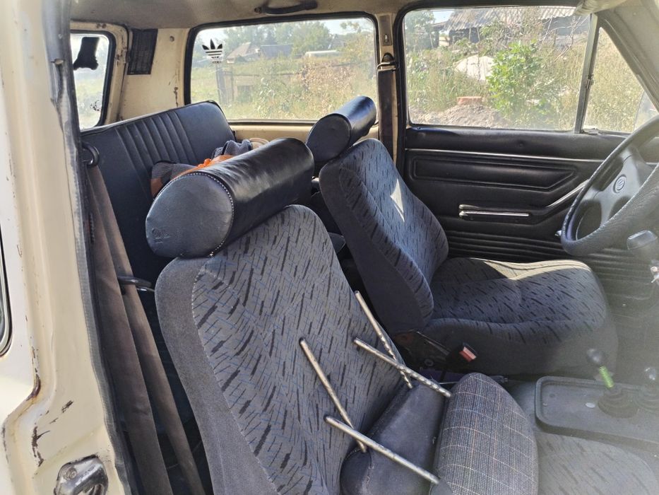 Нива 4х4 , с прицепом.