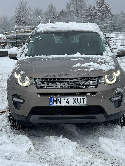 Land Rover Discovery Sport Mașina este în stare bună de funcționare.