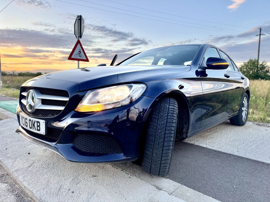 MERCEDES-BENZ C-Class 2016