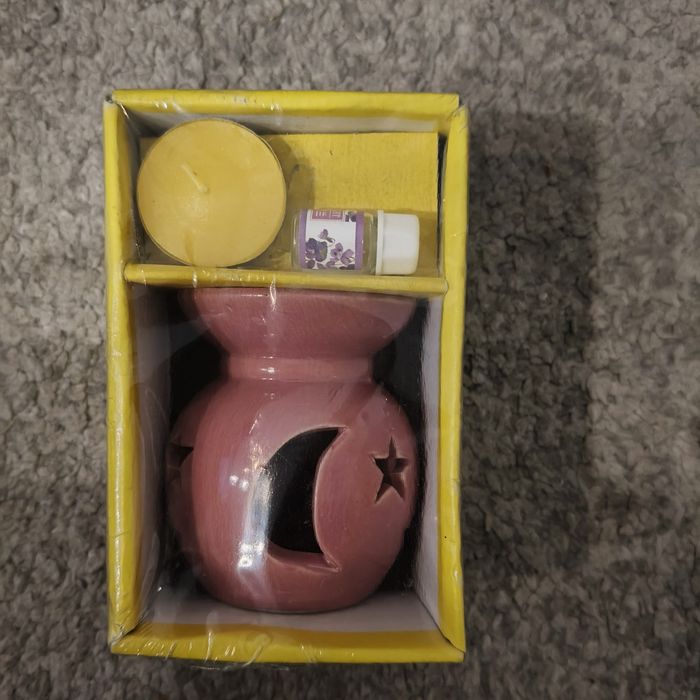 Vas de aromoterapie vas ceramica,lumânare,esență. Ideal cadou Paste Pa