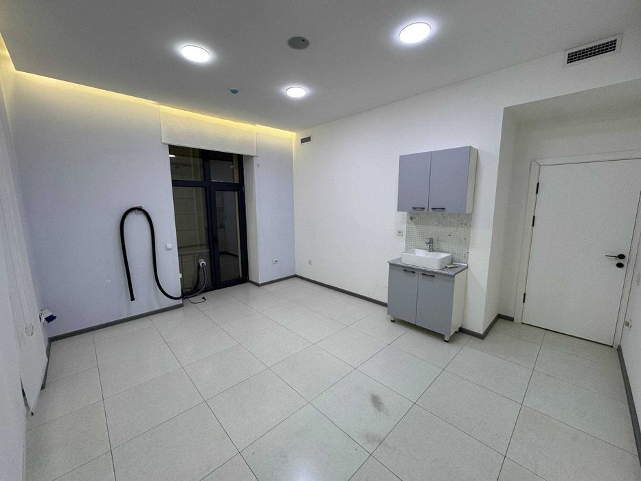 Продается помещение в центре города Ц1 Бибигон