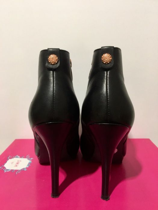 Стилни боти от естествена кожа