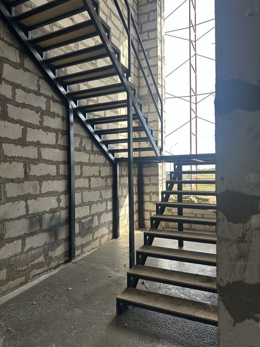 Антресольный этаж , сварщик ас