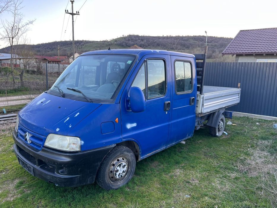 Vand camioneta ieftina
