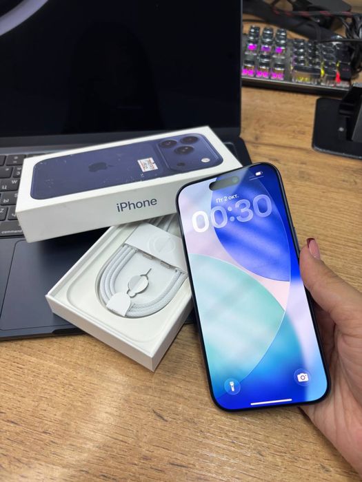 Телефон Apple iPhone 17 Pro