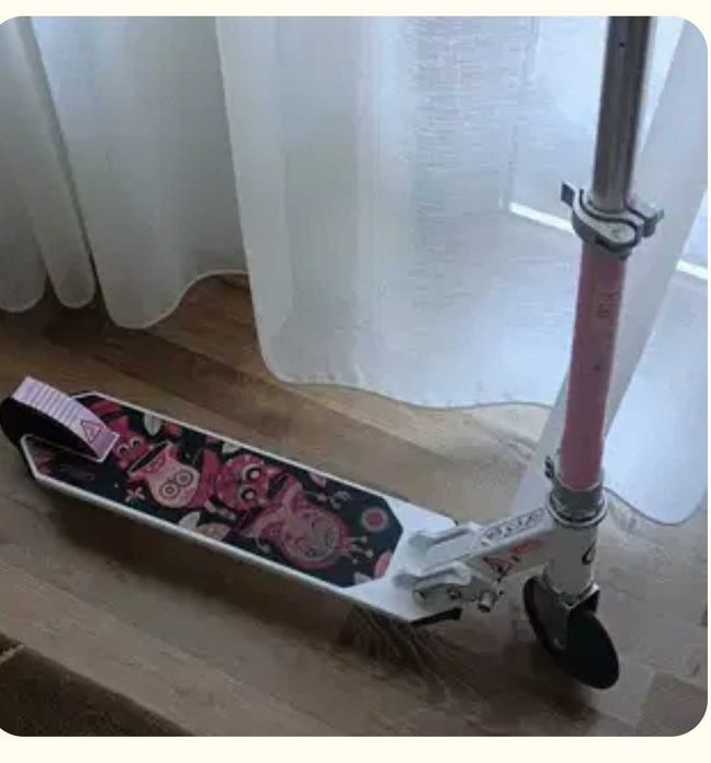 Продавам детска тротинетка