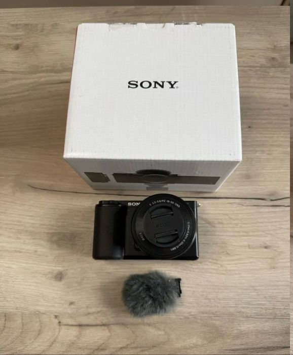Продам Sony zv e10