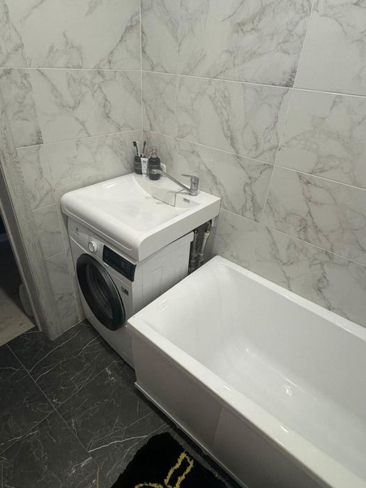 Продам 1 комн кв. Возле КЭУ(копер)