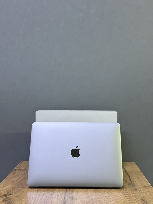 MacBook Air M1 8/256 GB 13’ | Mobile Zone
