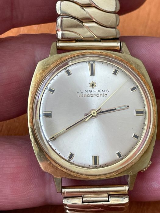 Vând ceas Ceas JUNGHANS Electronic