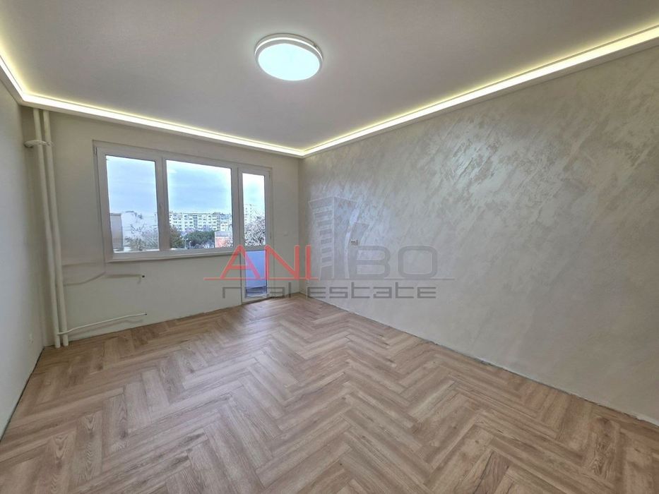 Продава се Тристаен апартамент в Варна, Младост 1 - 66 кв.м за 1236 €/кв.м - Снимка #2