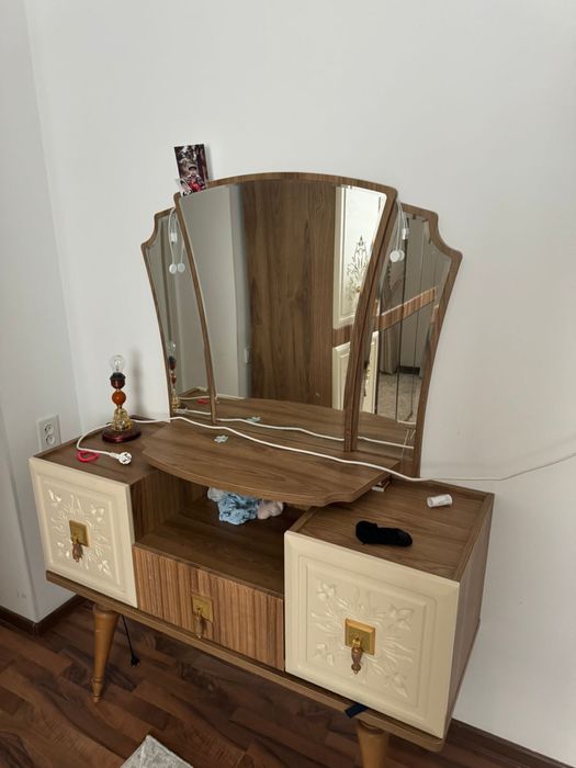 Спальный гарнитур.