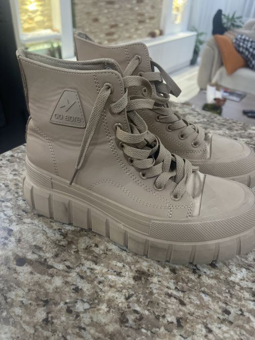 Боти от еко кожа