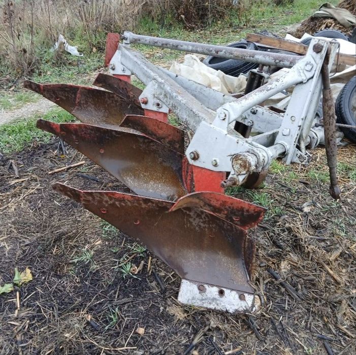 Plug pentru tractor
