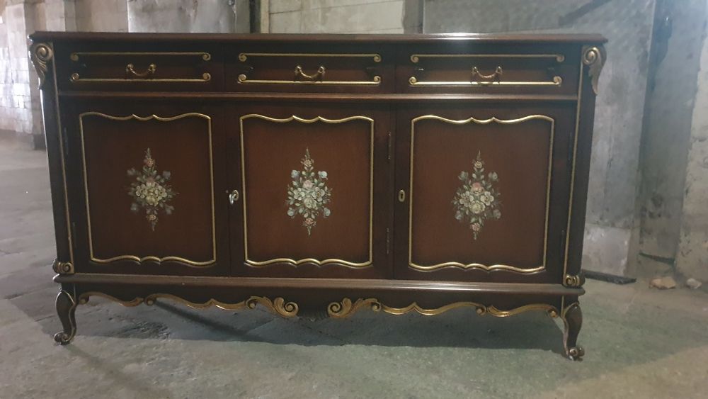 Античен шкаф стил барок/рококо