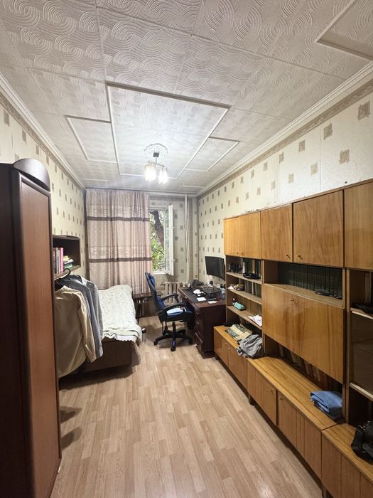 Продается 3 комнатная квартира. Чиланзар-7 квартал. Улица Мукими