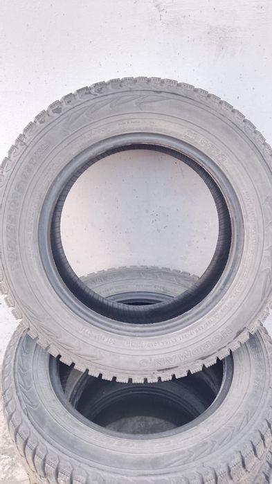 Продам шины зима 195/65R15 Nordman5