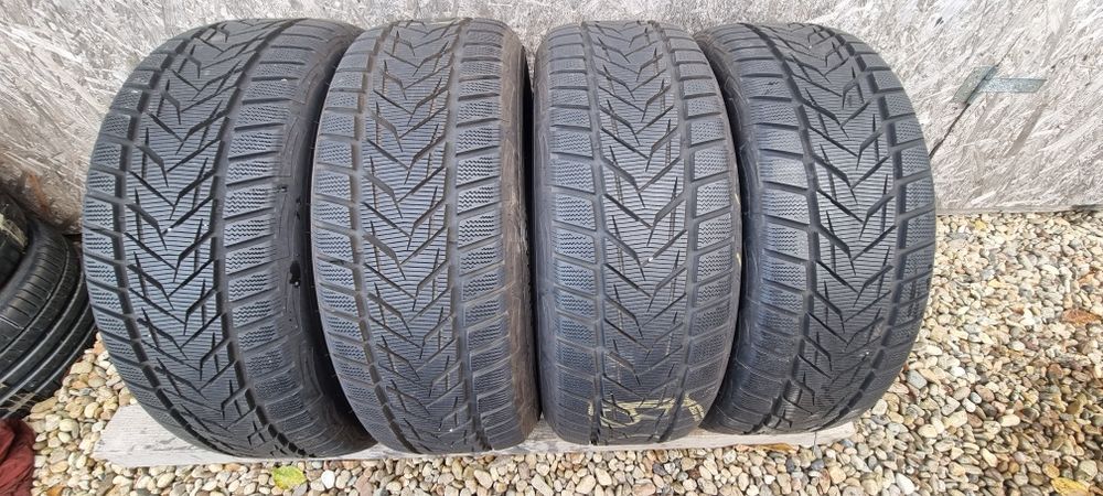 Anvelope Vredestein Giugiaro Wintrac Extreme S 255/50 R20 109V M+S