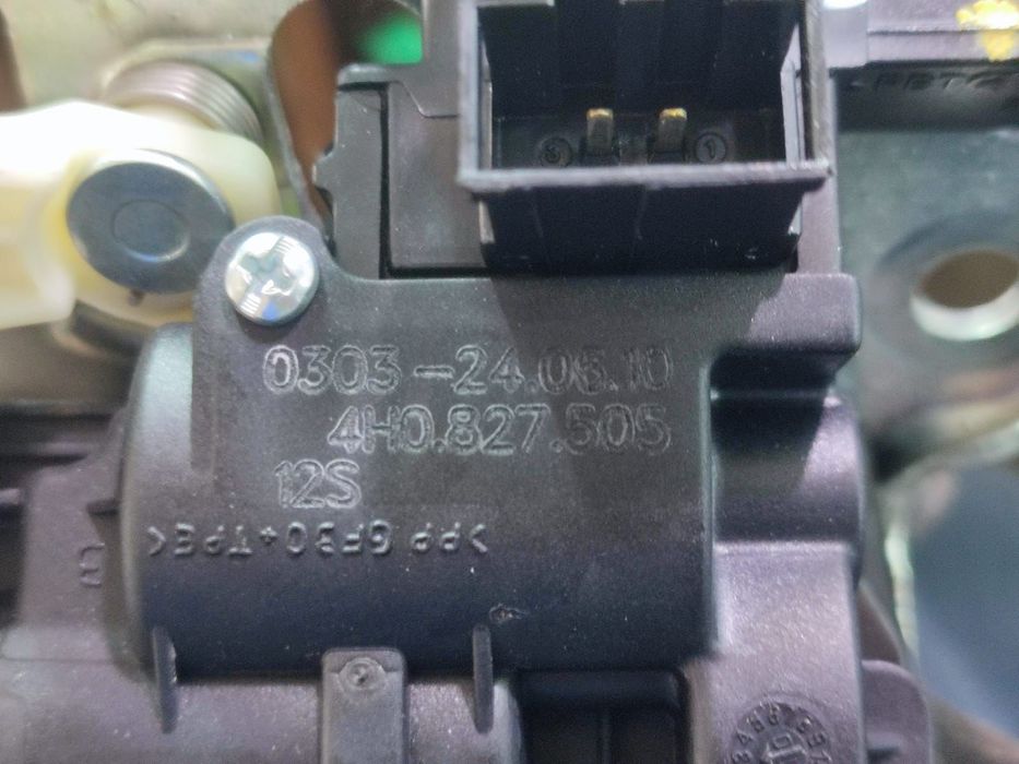 Broasca incuietoare haion 4H0827505 Audi A6 4G/C7 [2010 - 2014]