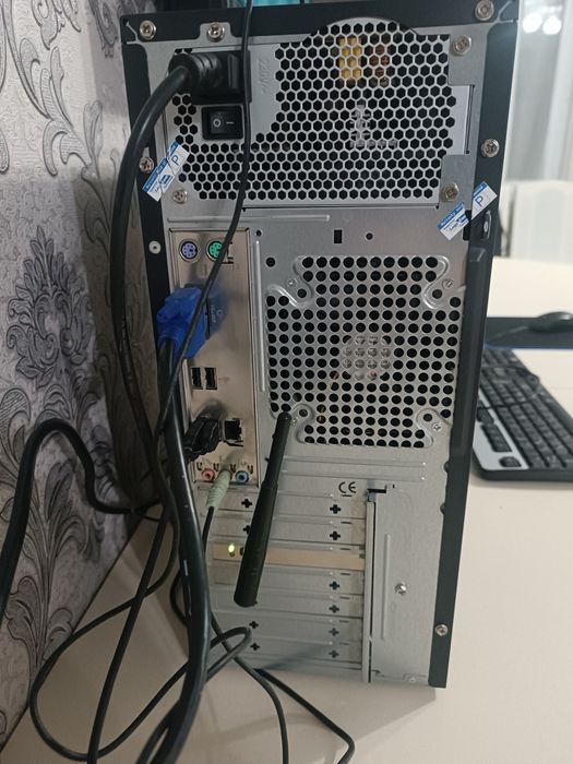 Продаю офисный компьютер