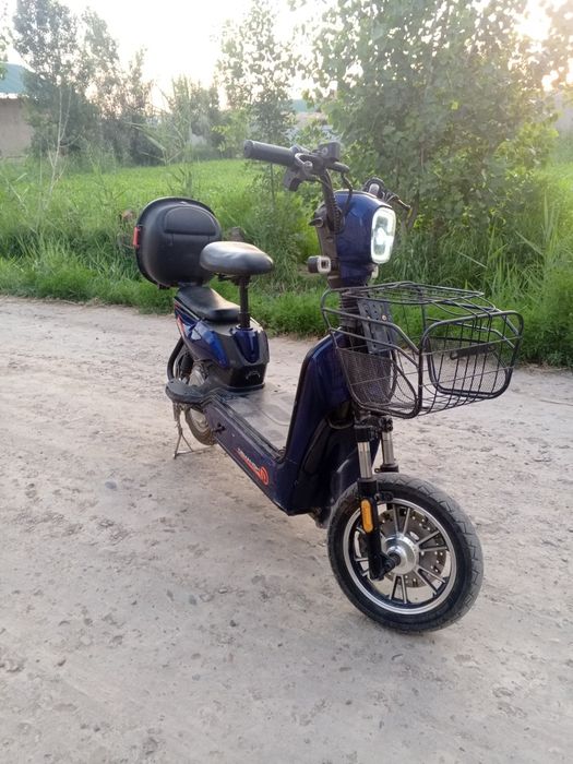 Skuter sotiladi tez va arzon narxda